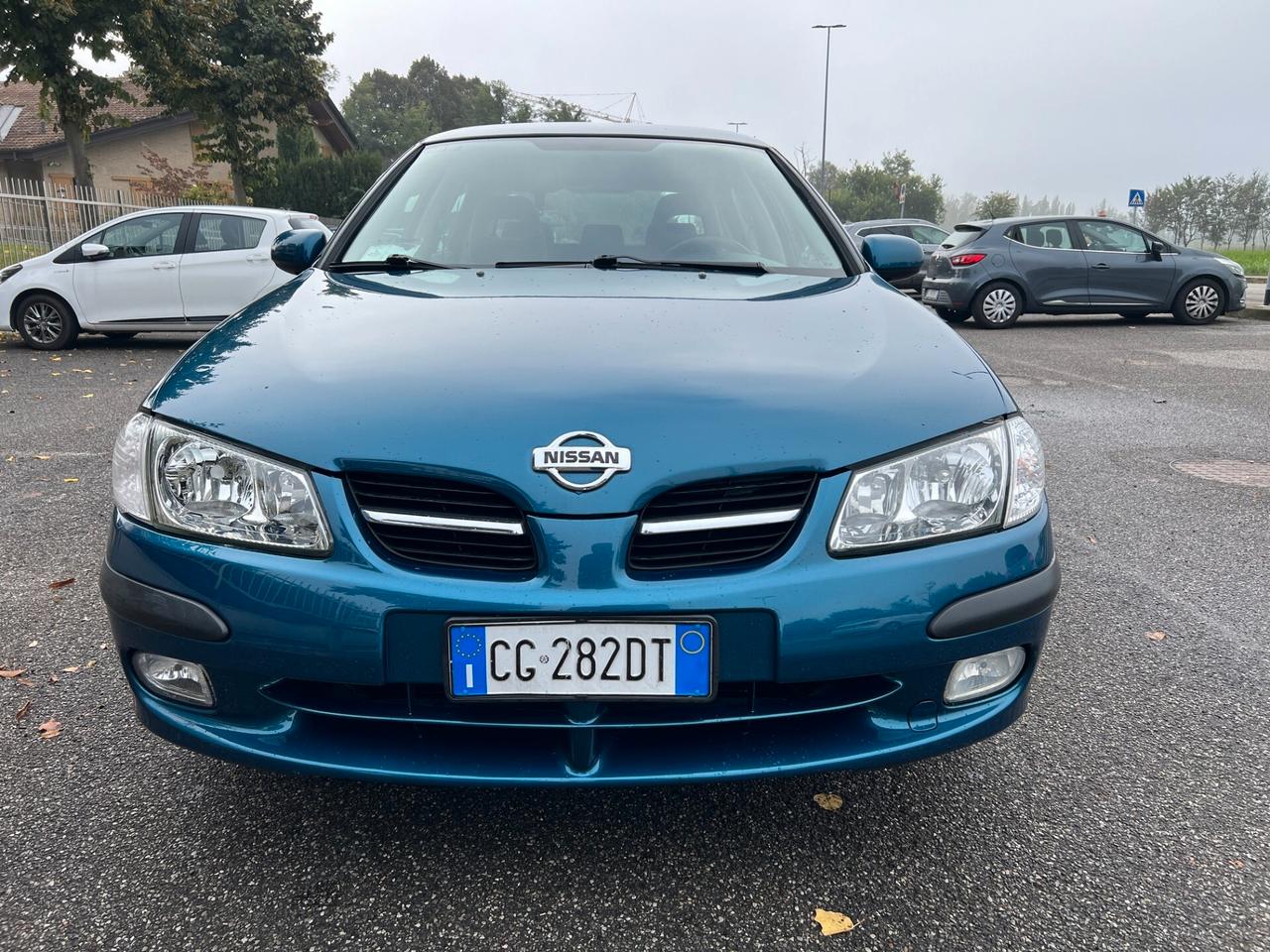 Nissan Almera nissan almera 1.6 5 porte euro 3 adatta a neopatentati