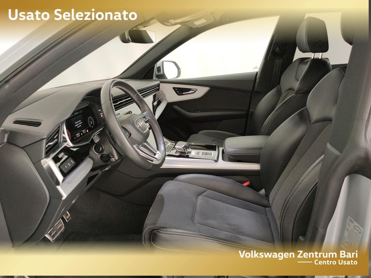 Audi Q8 50 3.0 tdi mhev quattro tiptronic