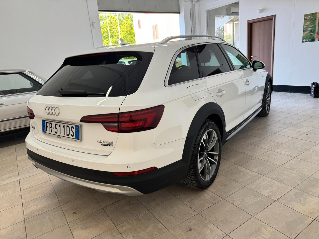 Audi A4 allroad 2018 2.0 TDI Business Evolution