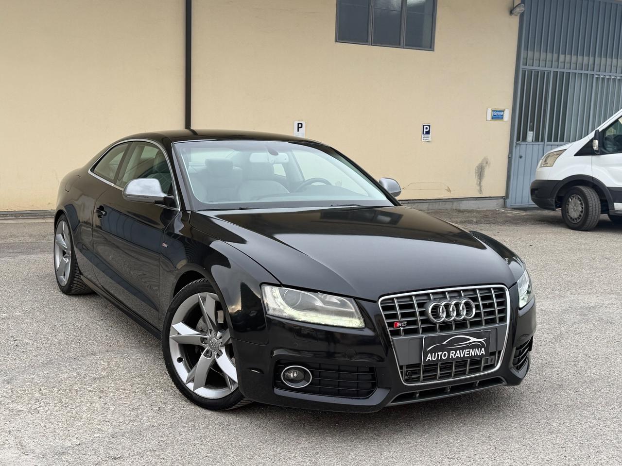 Audi A5 3.0 V6 TDI 239CV Quattro S-Line