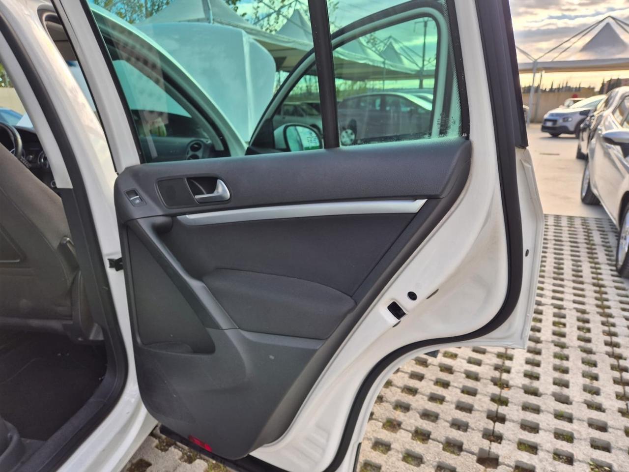 Volkswagen Tiguan 2.0 TDI 140 CV Sport & Style BlueMotion Technology