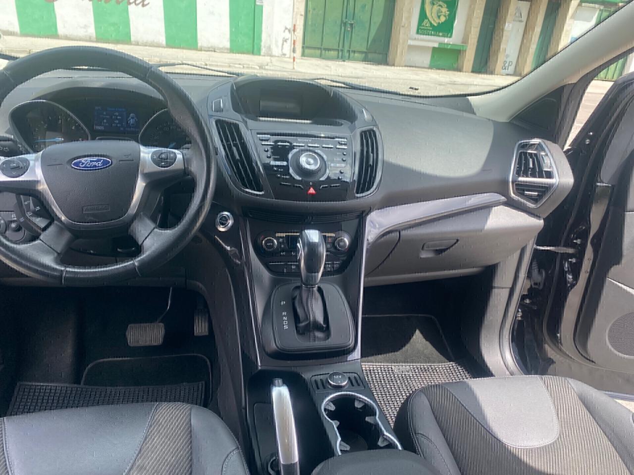 Ford Kuga 2.0 TDCI 140 CV 4WD Titanium