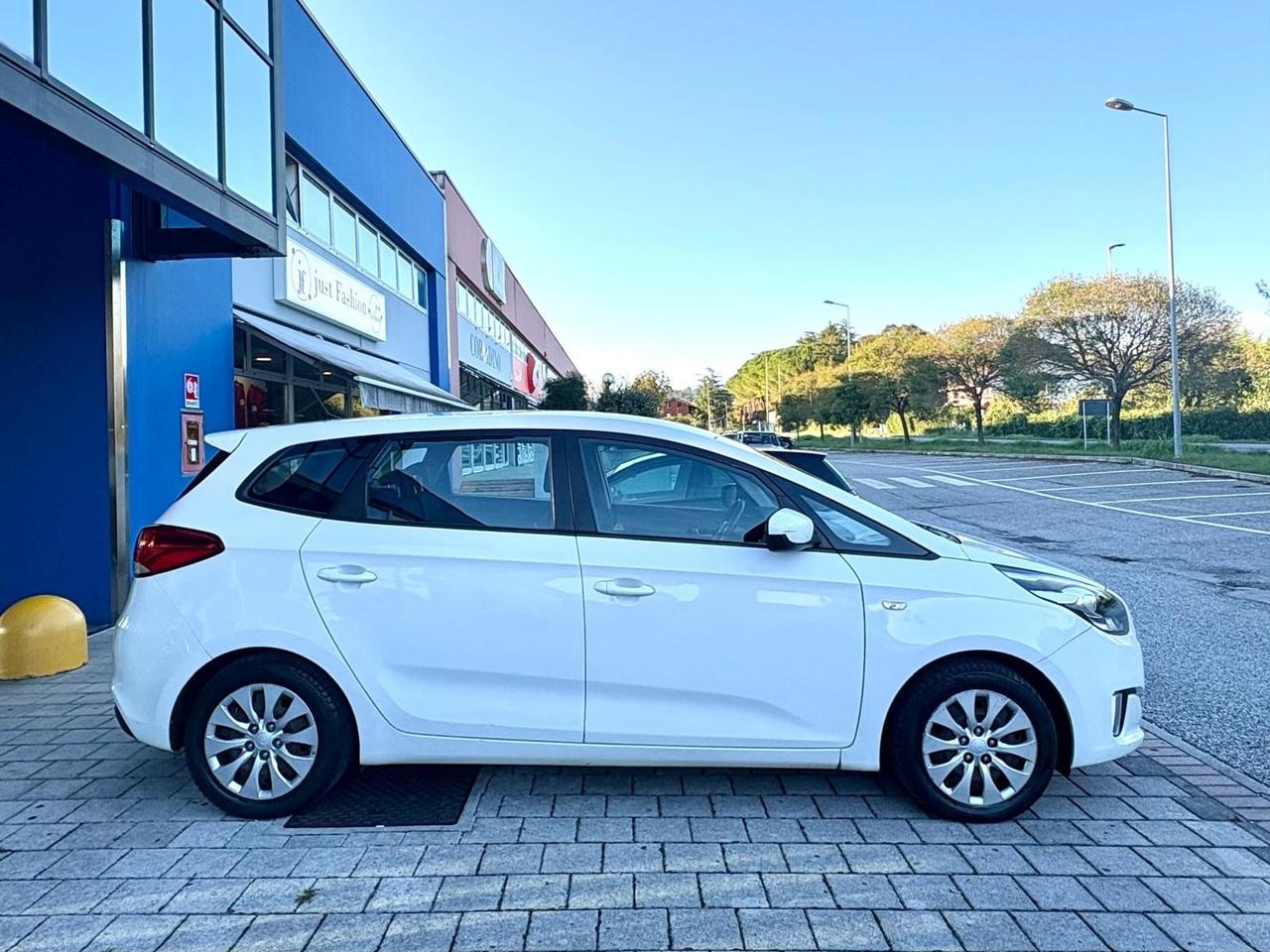 Kia Carens 1.7 CRDi Neopatentati