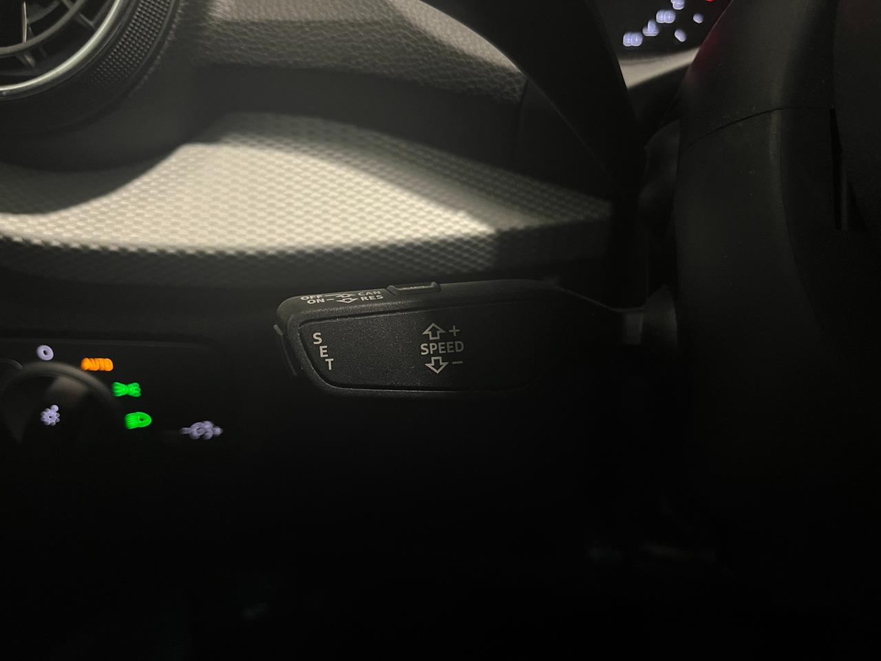 AUDI Q2 30 TDI S-TRONIC ADMIRED