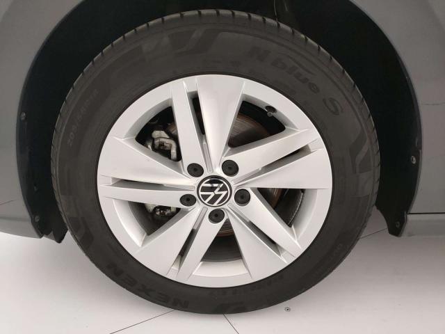 Volkswagen Golf Golf VIII 2020 1.0 etsi evo Life 110cv dsg