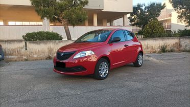 Lancia Ypsilon 1.2 69 CV 5 porte GPL Ecochic Elefantino Blu
