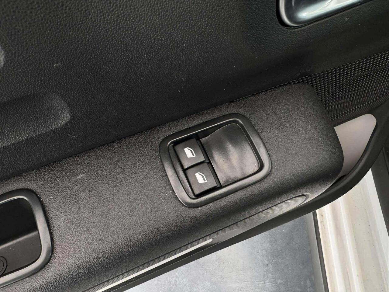 Citroen C3 BlueHDi 100 CV S&S Shine-2022