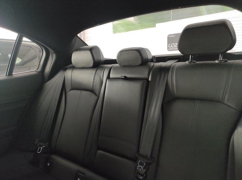 ALFA ROMEO Giulia (2016) - Giulia 2.0 Turbo 280 CV AT8 AWD Q4 Ti