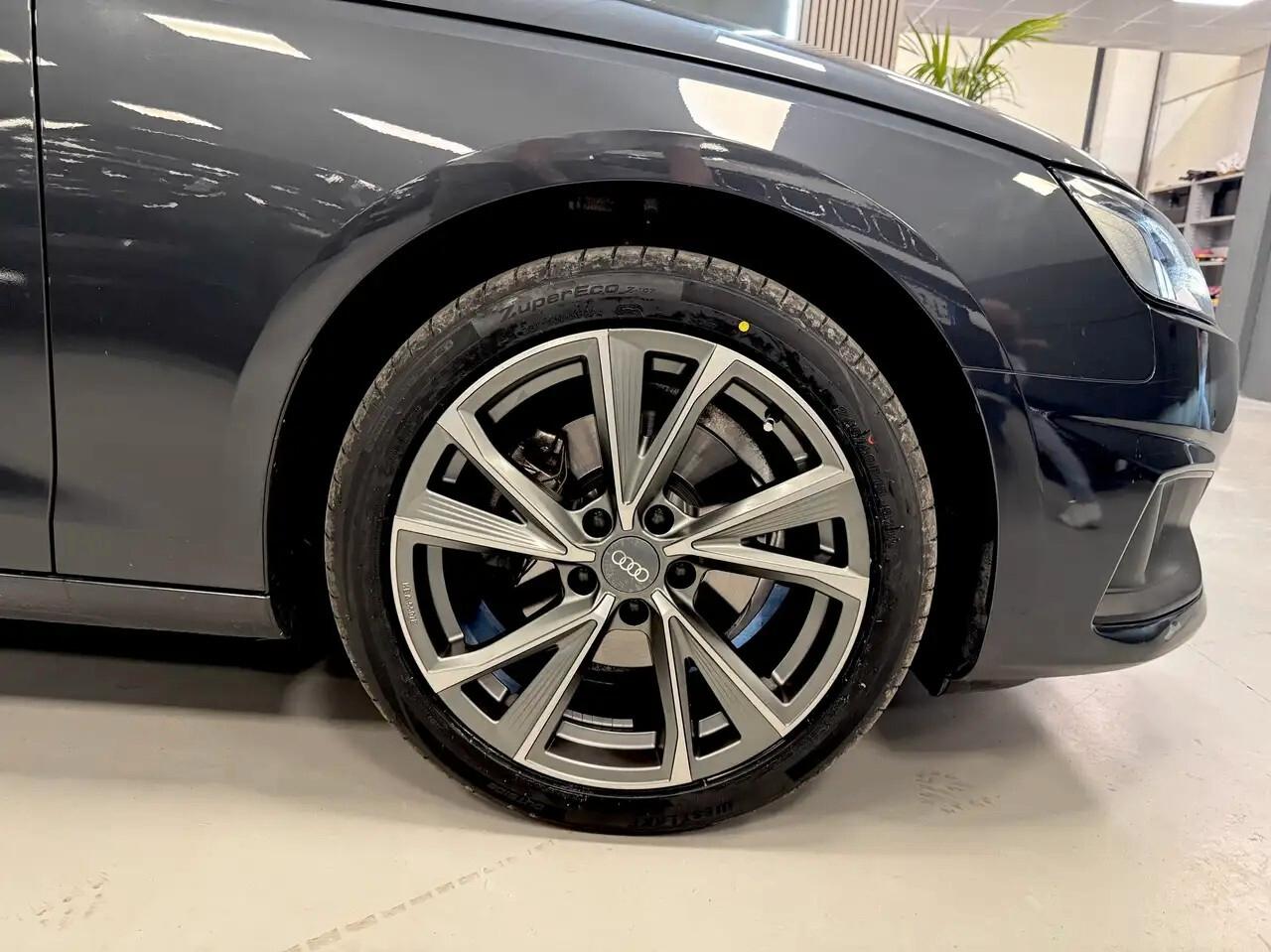 Audi A4 Avant 30 TDI/136 CV S tronic Business Advanced