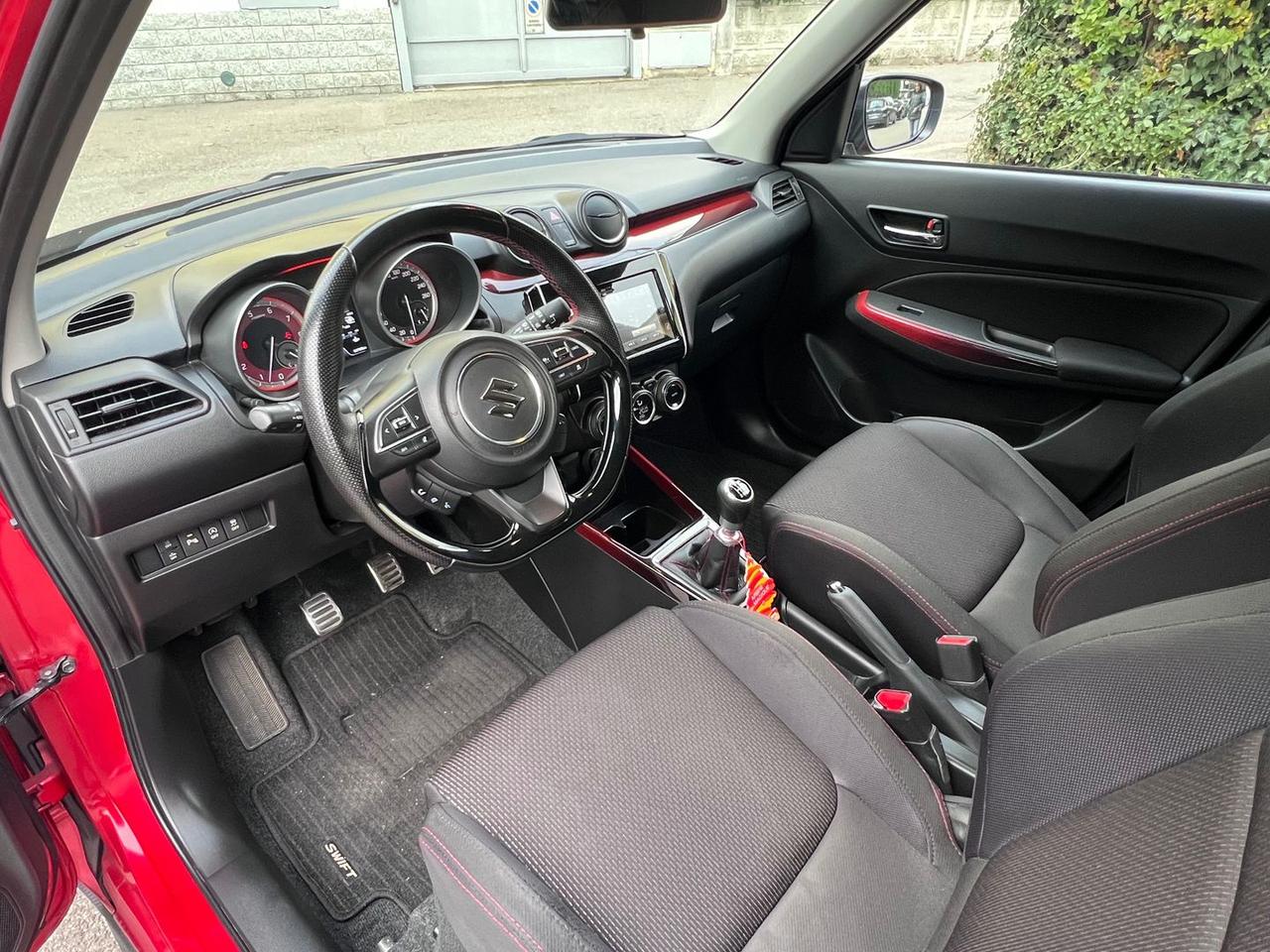 Suzuki Swift 1.4 Boosterjet MHEV Sport #7972