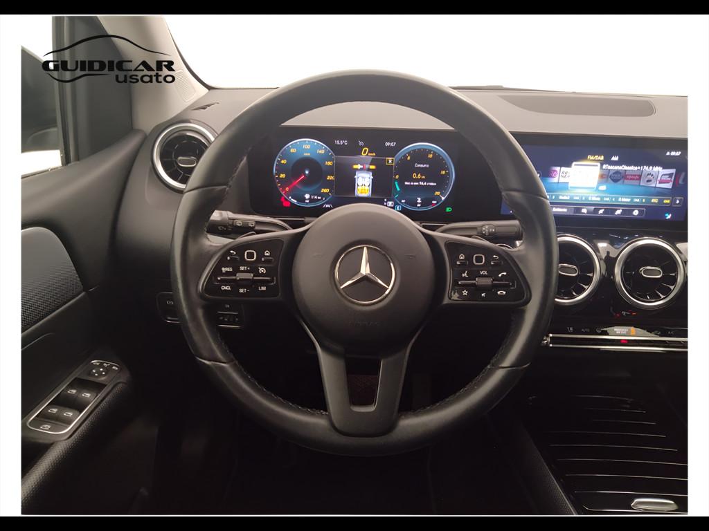 Mercedes-Benz Classe B - W247 2018 - B 180 d Sport auto