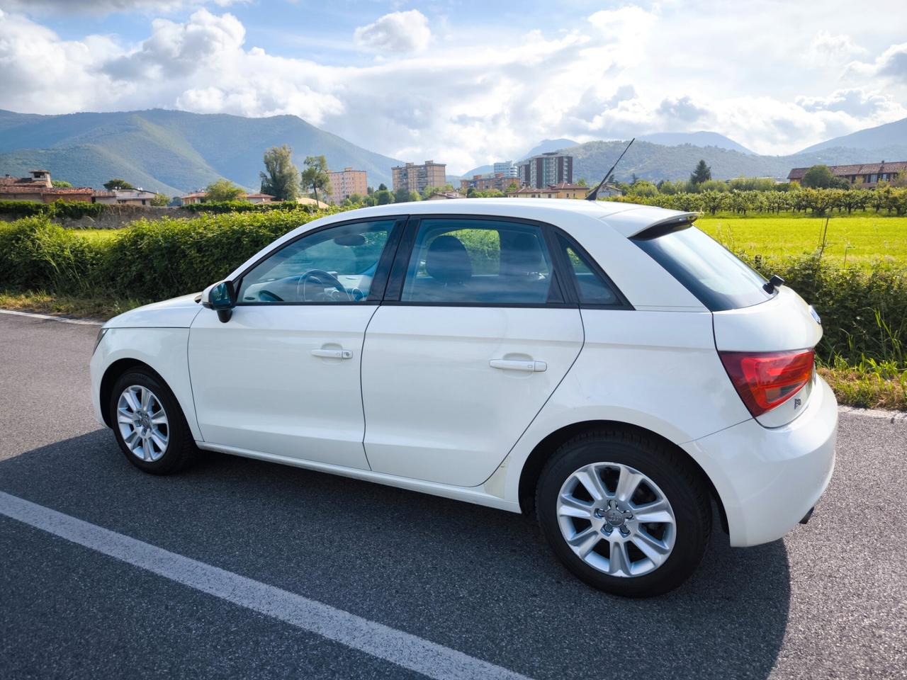 AUDI A1 1,6 TDI- OK NEOPATENTATI