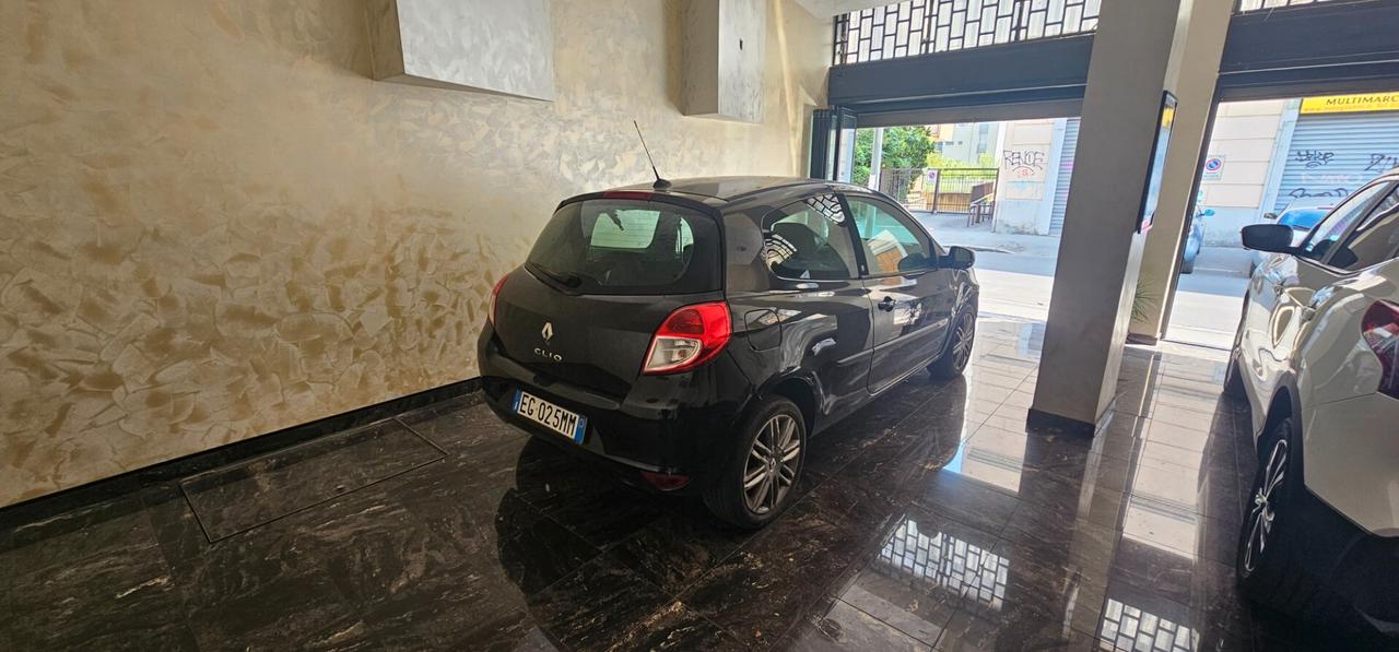 Renault Clio 1.2 16V 5 porte Dynamique