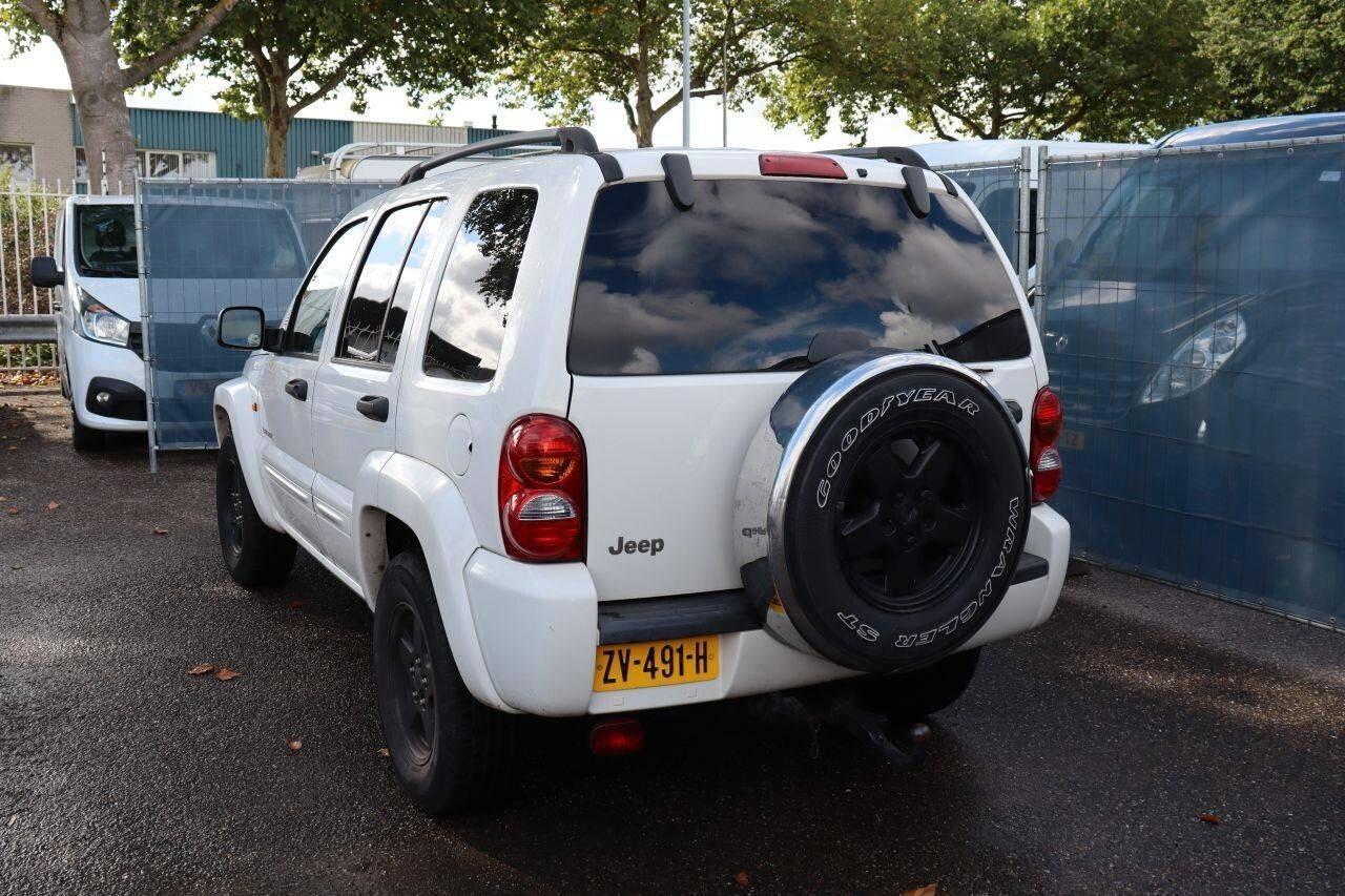 Jeep Liberty 3.7 V6 4X4 automatico 212cv