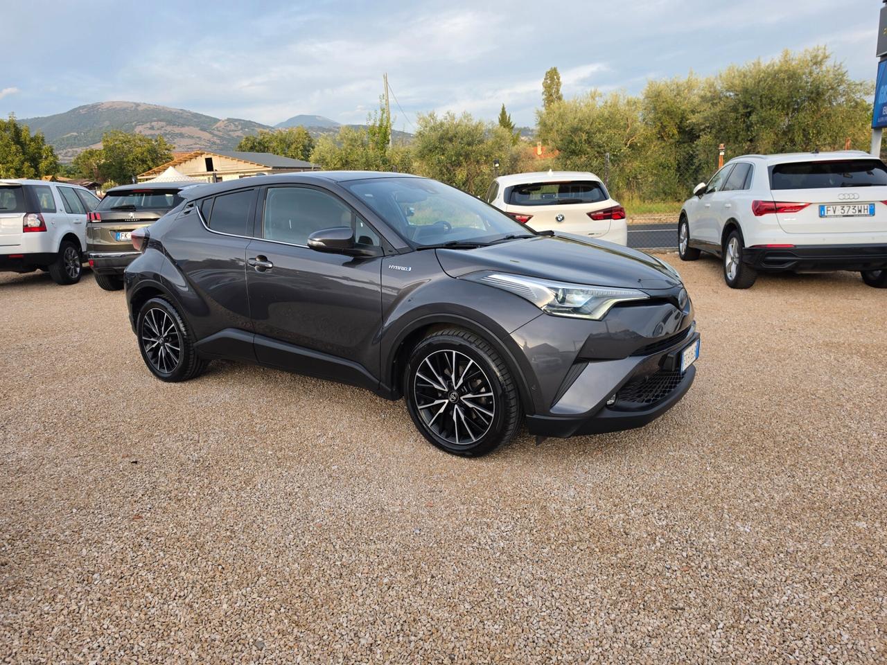 Toyota C-HR 1.8 Hybrid E-CVT Lounge