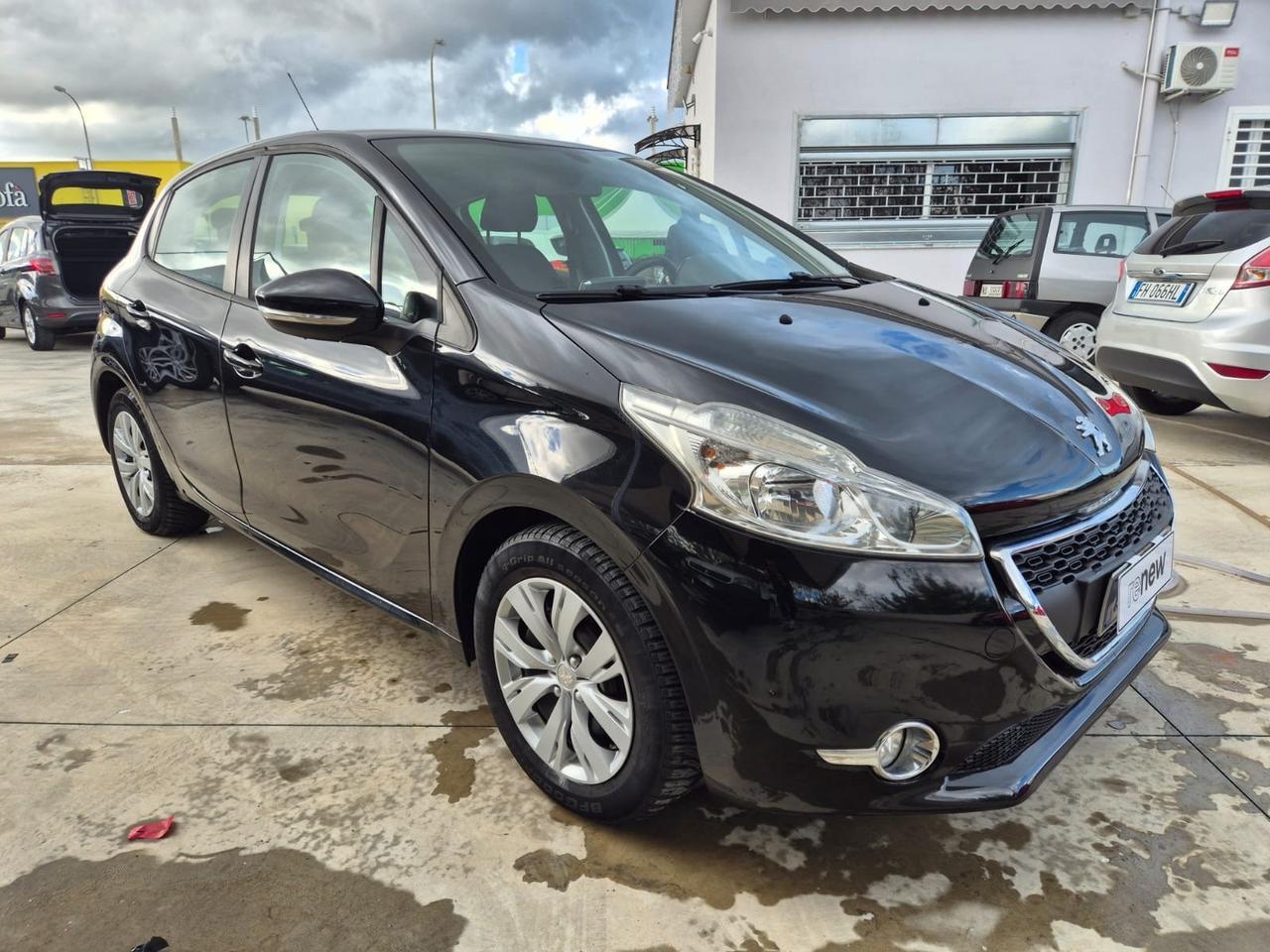 Peugeot 208 1.2 VTi 82 CV 5 porte Allure