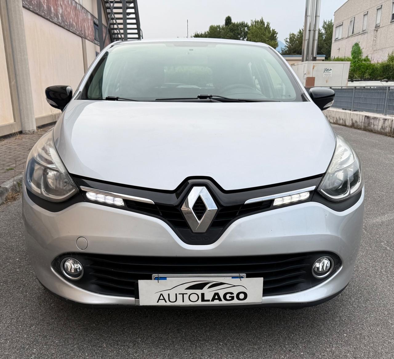 Renault Clio 1.2 75CV 5 porte Zen
