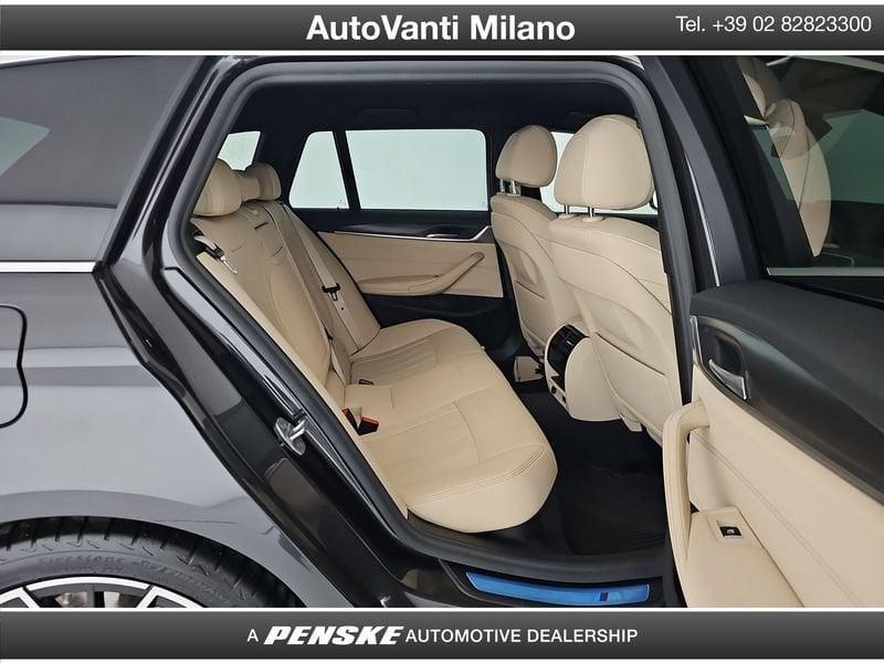 BMW Serie 5 530d 48V xDrive Touring Msport