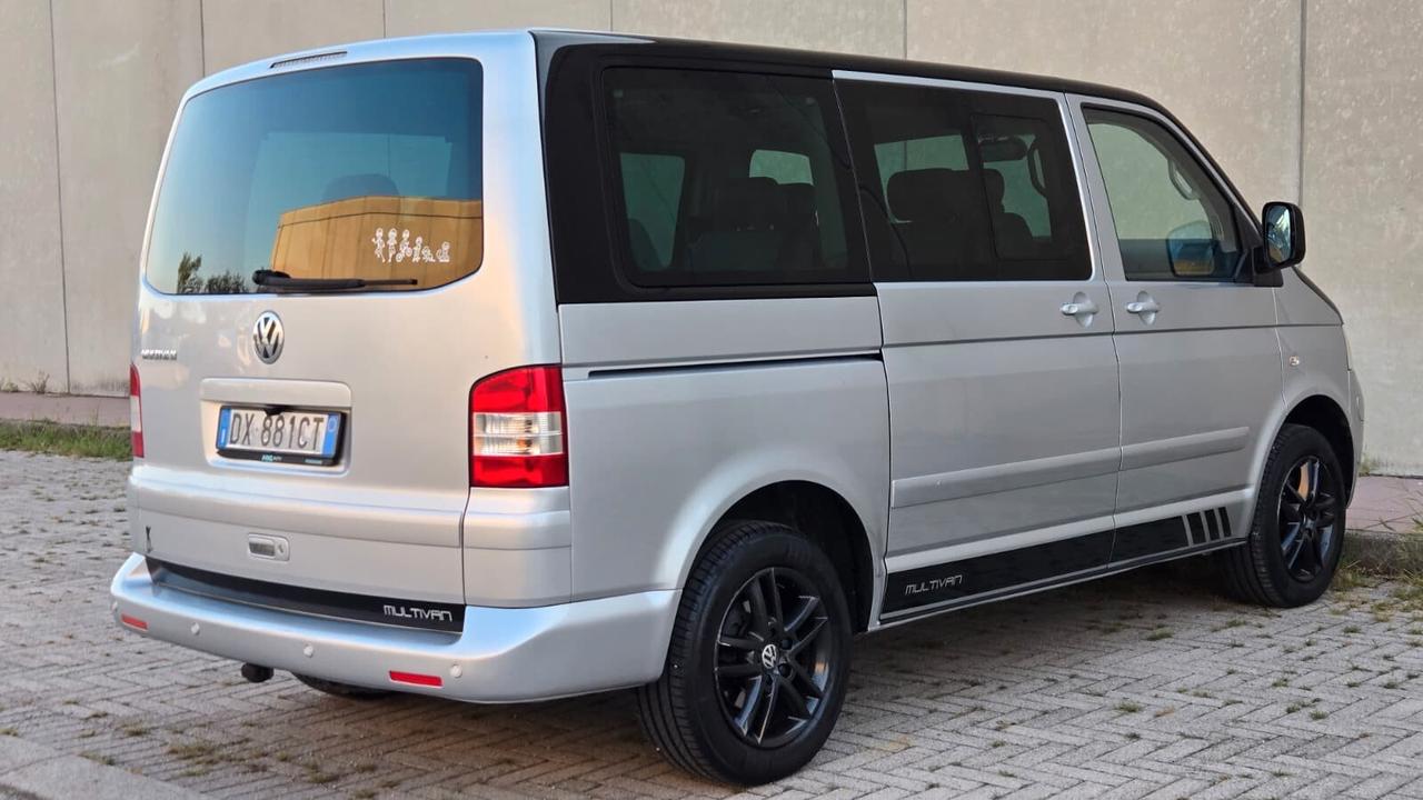 Volkswagen Transporter Caravelle 2.5 TDI/174CV 4mot. highline