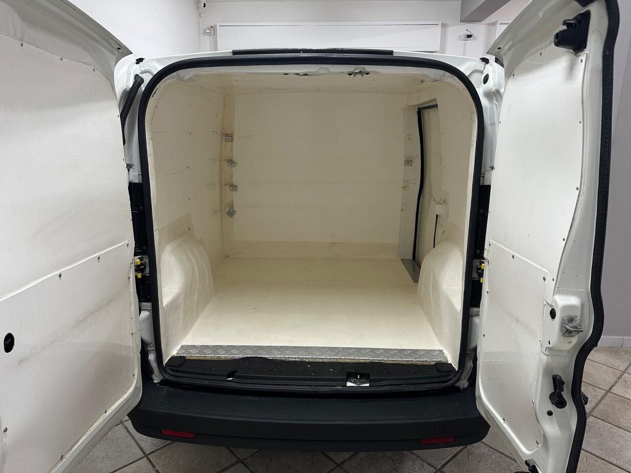 FIAT Dobló 1.3 MTJ (95) Cargo Coibentato 2018