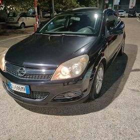 Opel Astra GTC 1.7 CDTI 125CV 3 porte Cosmo