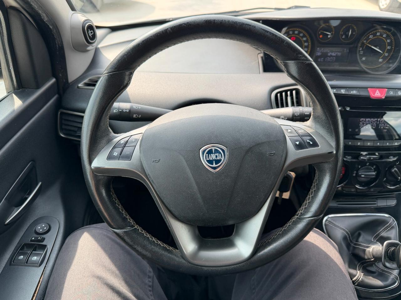 LANCIA YPSILON S MOMODESIGN 2014 1.2 BENZINA 69 CV