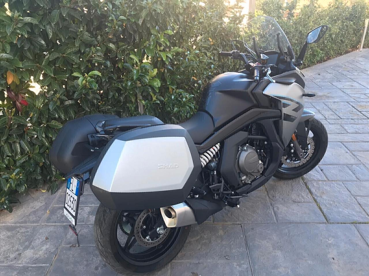 Cf Moto 650GT sport km1200 7/2024 in garanzia