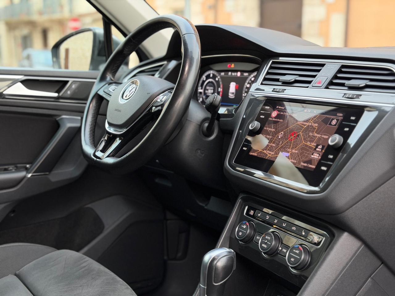 Volkswagen Tiguan 2.0 TDI SCR DSG 150 cv COMFORTLINE MASSAGGIO LED