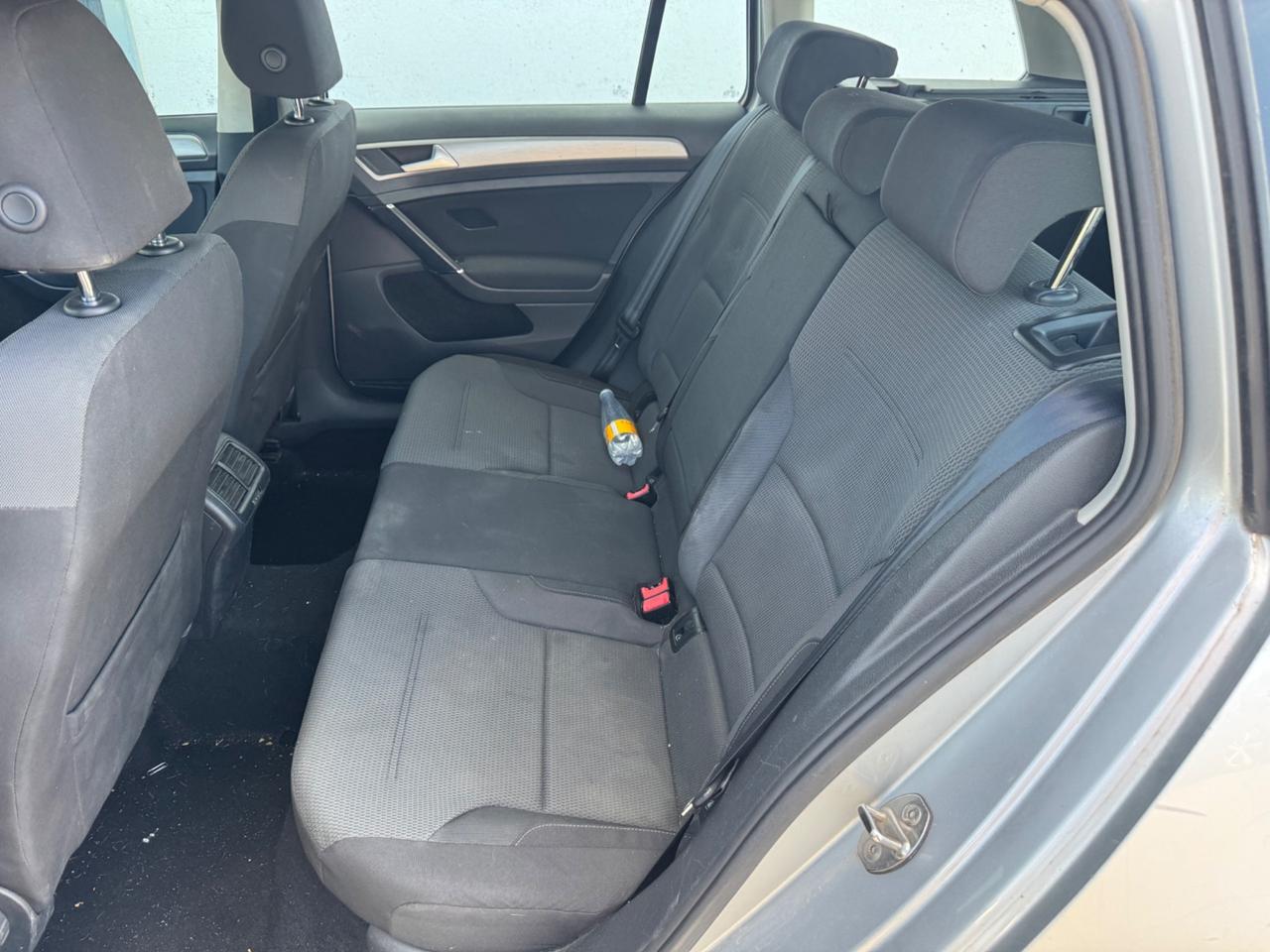 Volkswagen Golf Variant 1.6 TDI Highline BMT