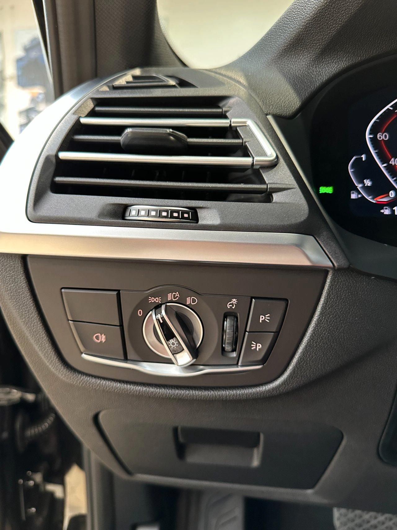 BMW X4 xdrive20i mhev 48V - 19"-Camera-Carplay-Pelle-IVA