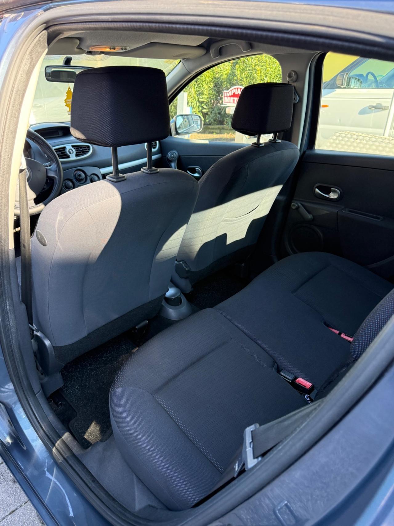 Renault Clio Storia 1.2 16V 5 porte