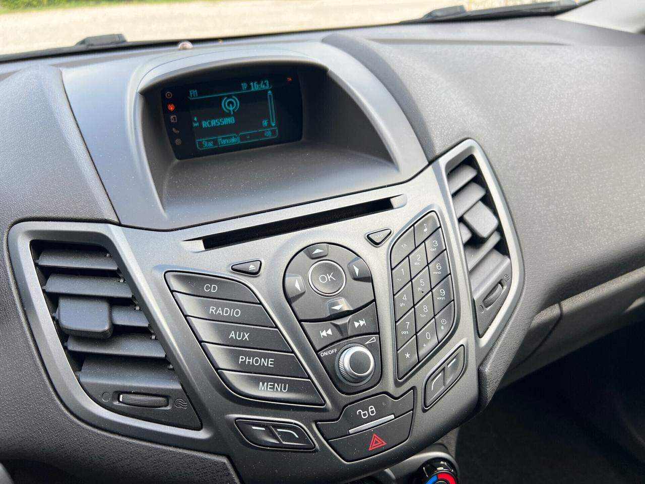 Ford Fiesta 1.2 60CV 5 porte-2015OK NEOPATENTATI