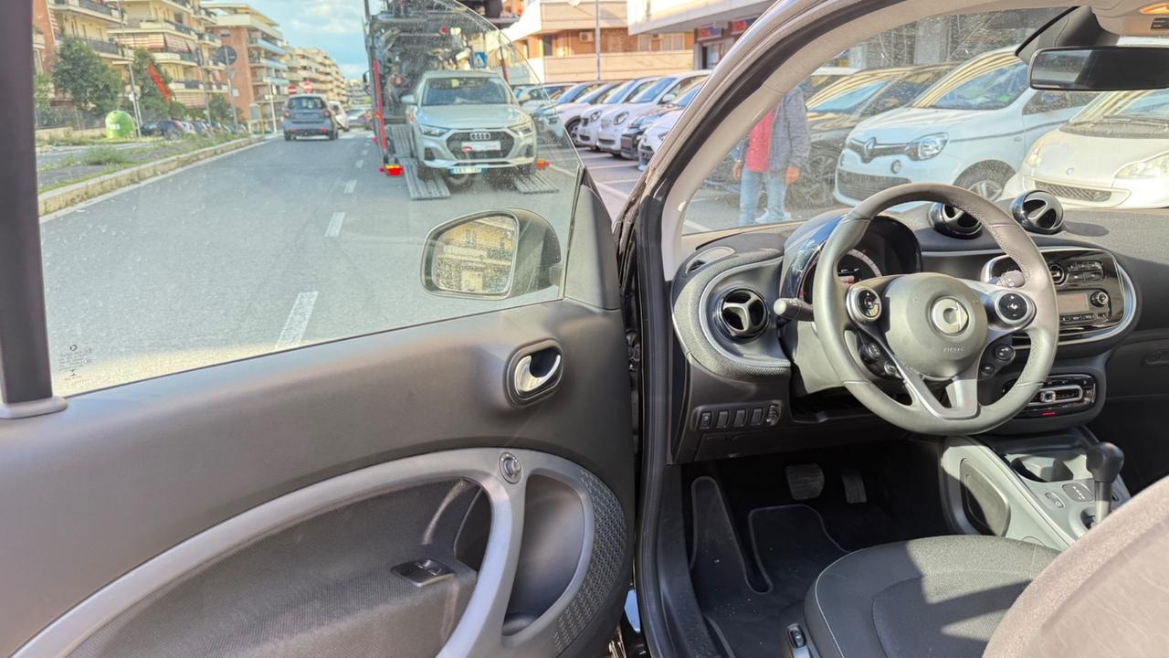 Smart ForTwo 90 0.9 Turbo Passion LED PANORA SEDILI RISCALDATI BRACCIOLO BLUETOOTH