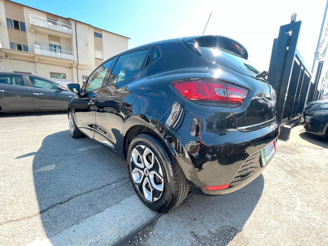 Renault Clio 1.5 dCi 8V 75CV 5 porte Wave