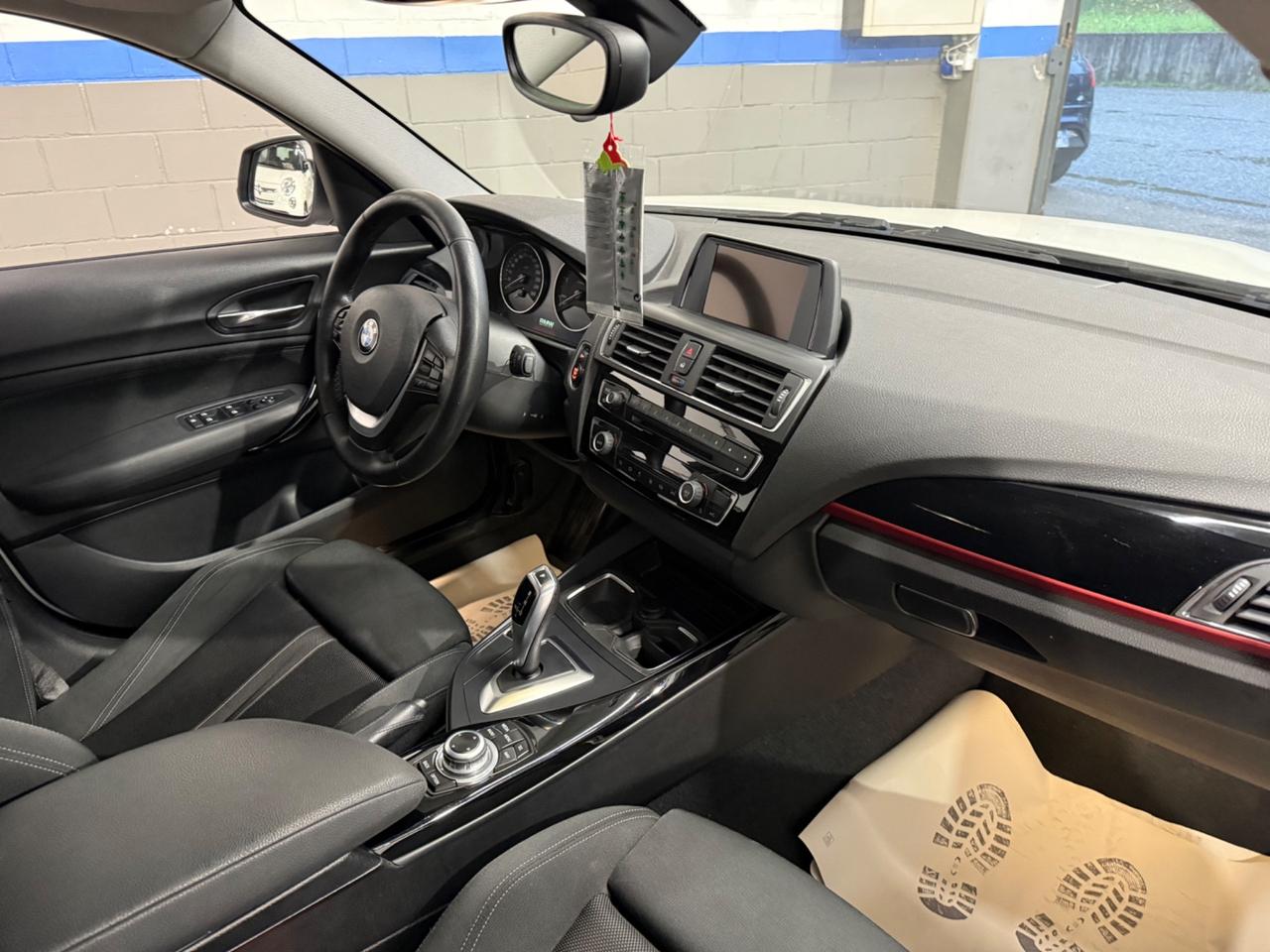 Bmw 118 118d 5p. Sport