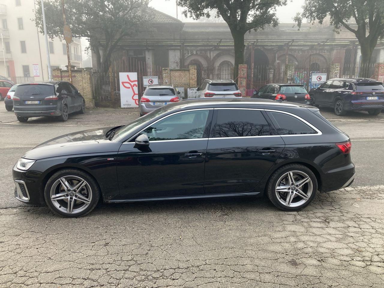 Audi A4 2.0 35 TDI MHEV S Line #8393