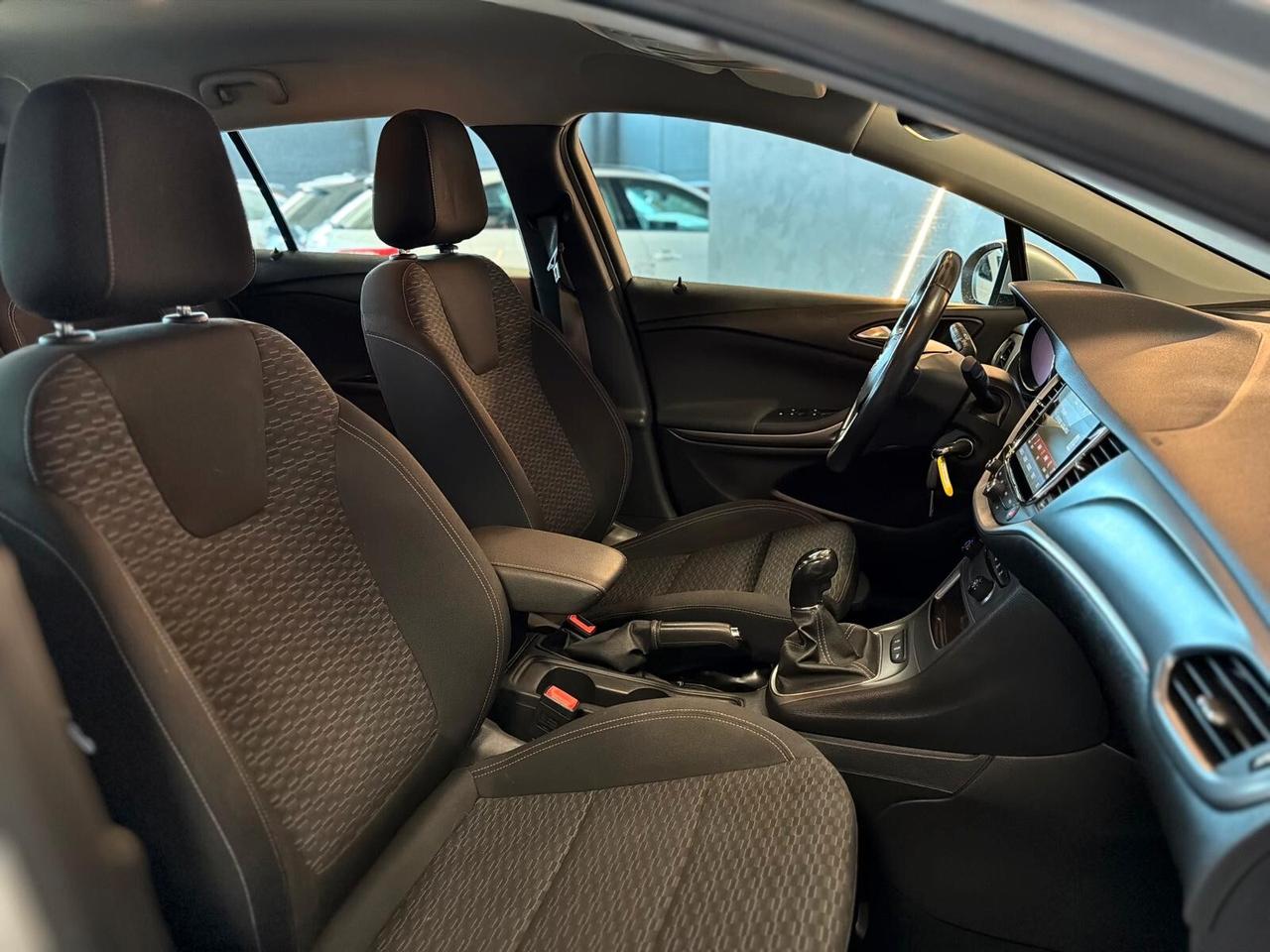 Opel Astra 1.6 CDTi 110CV Start&Stop Sports Tourer Business