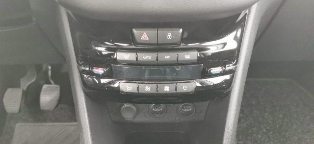 PEUGEOT 208 1° serie 1.2 VTi 82 CV 5 porte Active