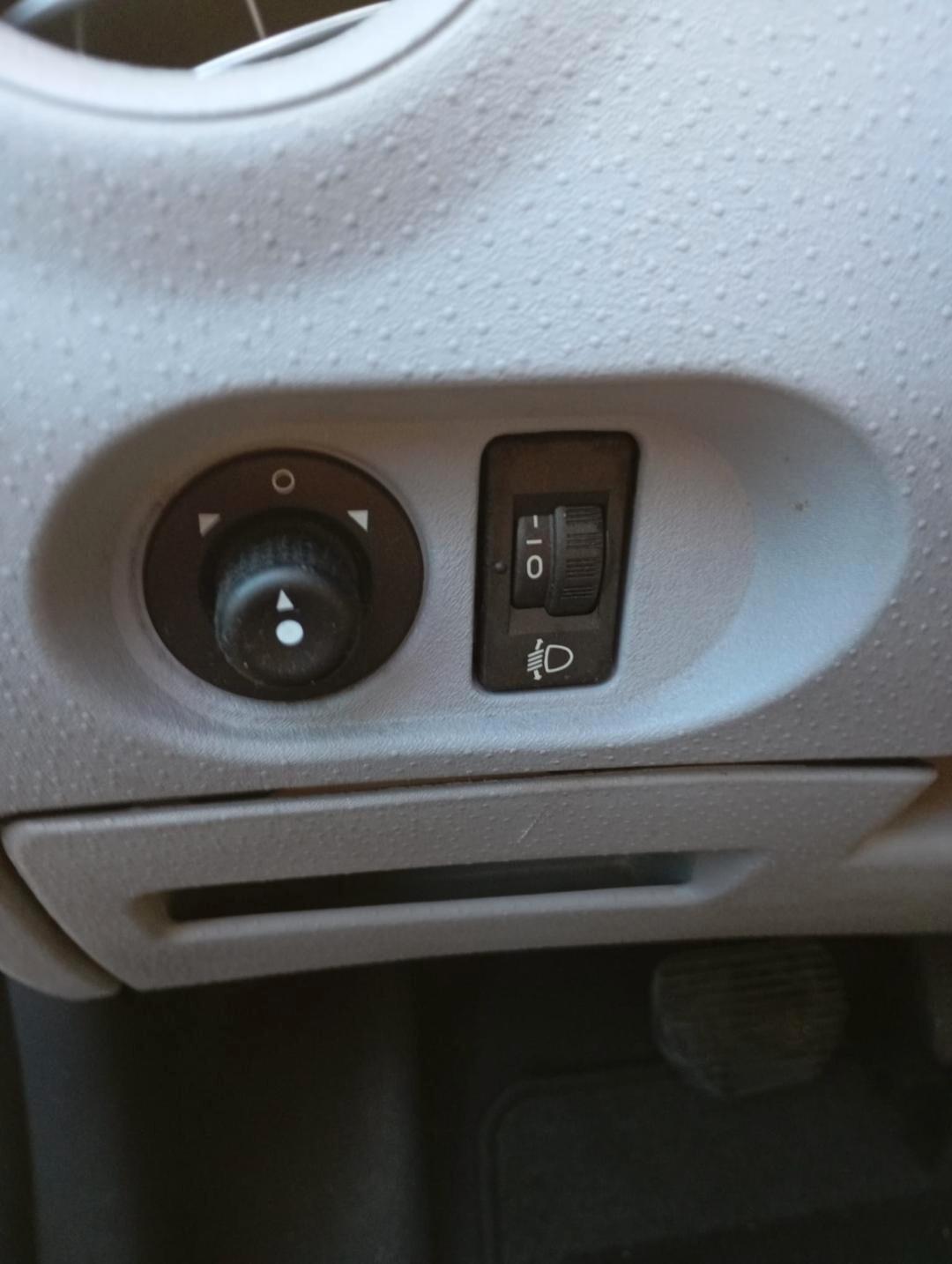 Citroen C3 SensoDrive Elegance-2005