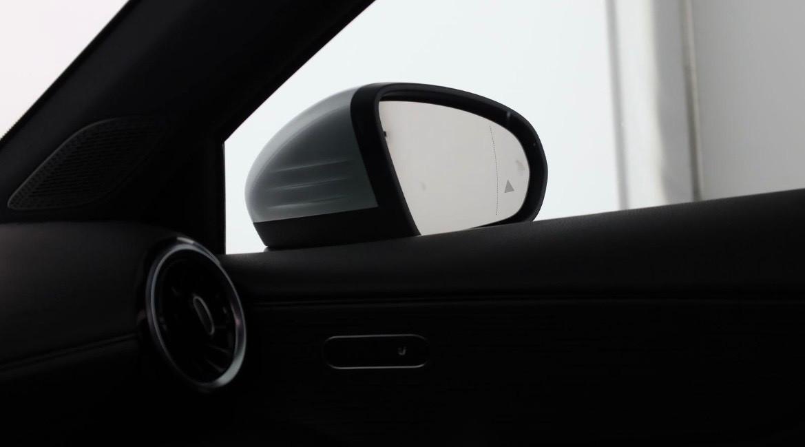 Mercedes-benz A 180d Automatic Premium AMG Line