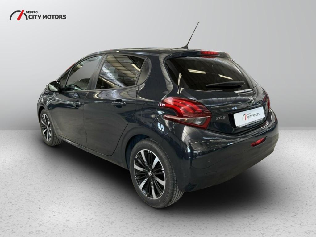 Peugeot 208 5 Porte 1.2 PureTech Signature