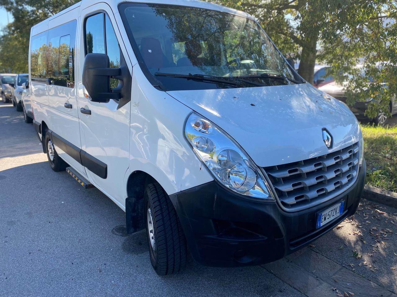 Renault Master T33 2.3 dCi/100 PM-TM Combi E5 9 posti con pedana laterale