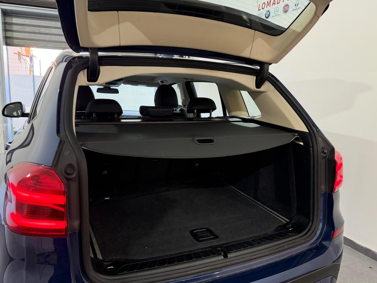 Bmw X3 sDrive18d 48V xLine PELLE/LED