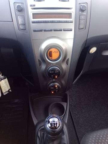 Toyota Yaris Yaris II 2005 5p 1.3 dual Sol my10