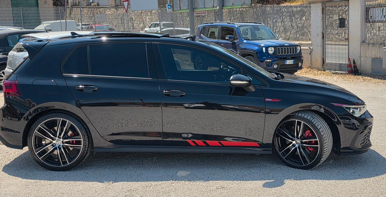 Volkswagen Golf GTI 2.0 TSI TCR DSG 5p. BlueMotion Technology