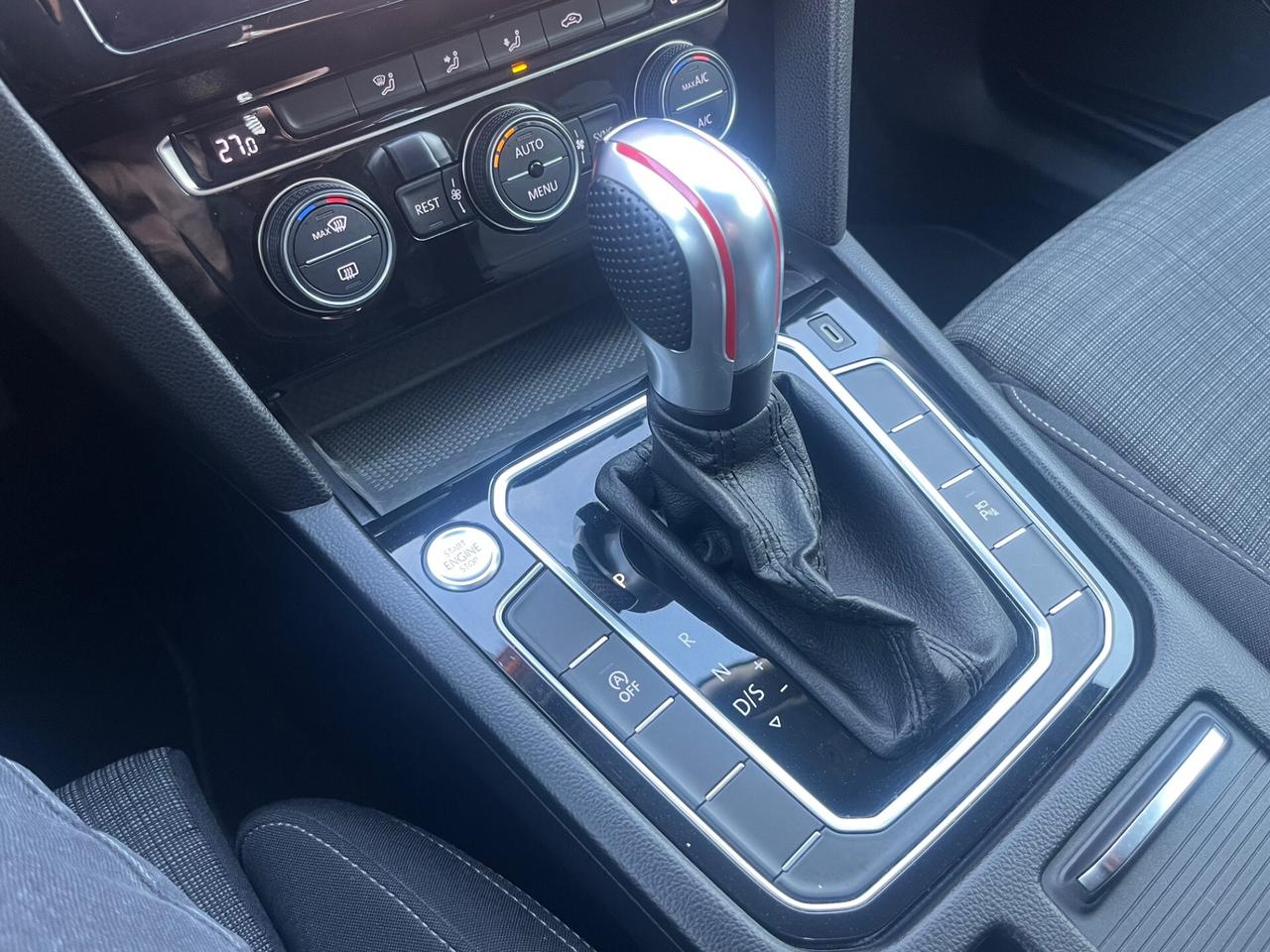 Volkswagen Passat Variant 1.6 TDI DSG Euro 6D-Temp