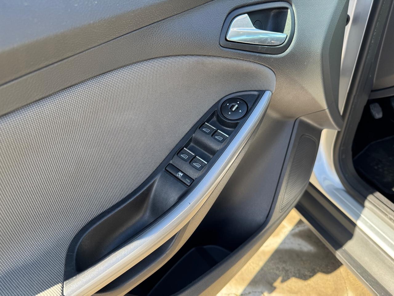 Ford Focus 1.6 TDCi 116 CV SW Titanium Distribuzione nuova