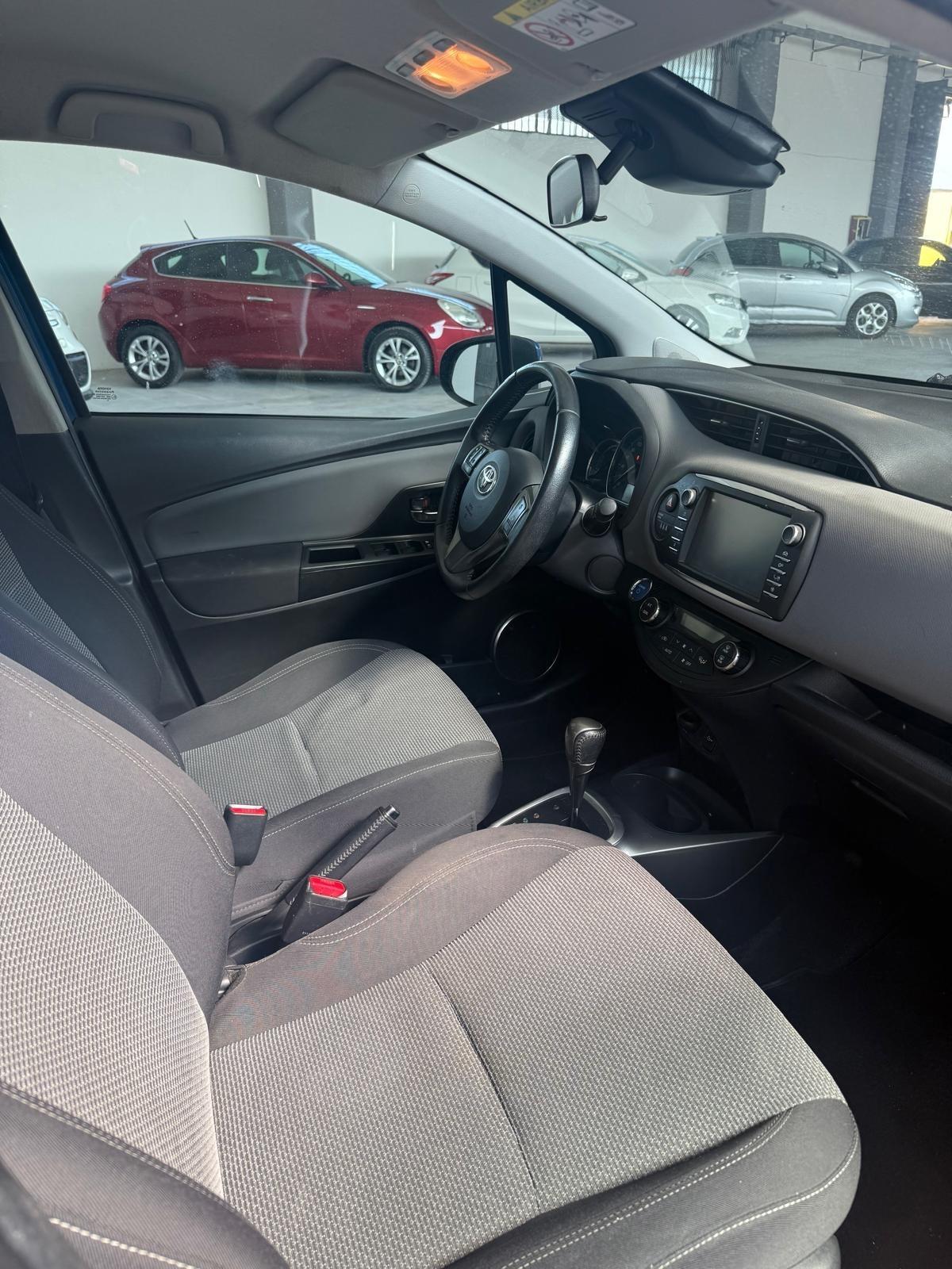 Toyota Yaris 1.5 Hybrid 5 porte Active