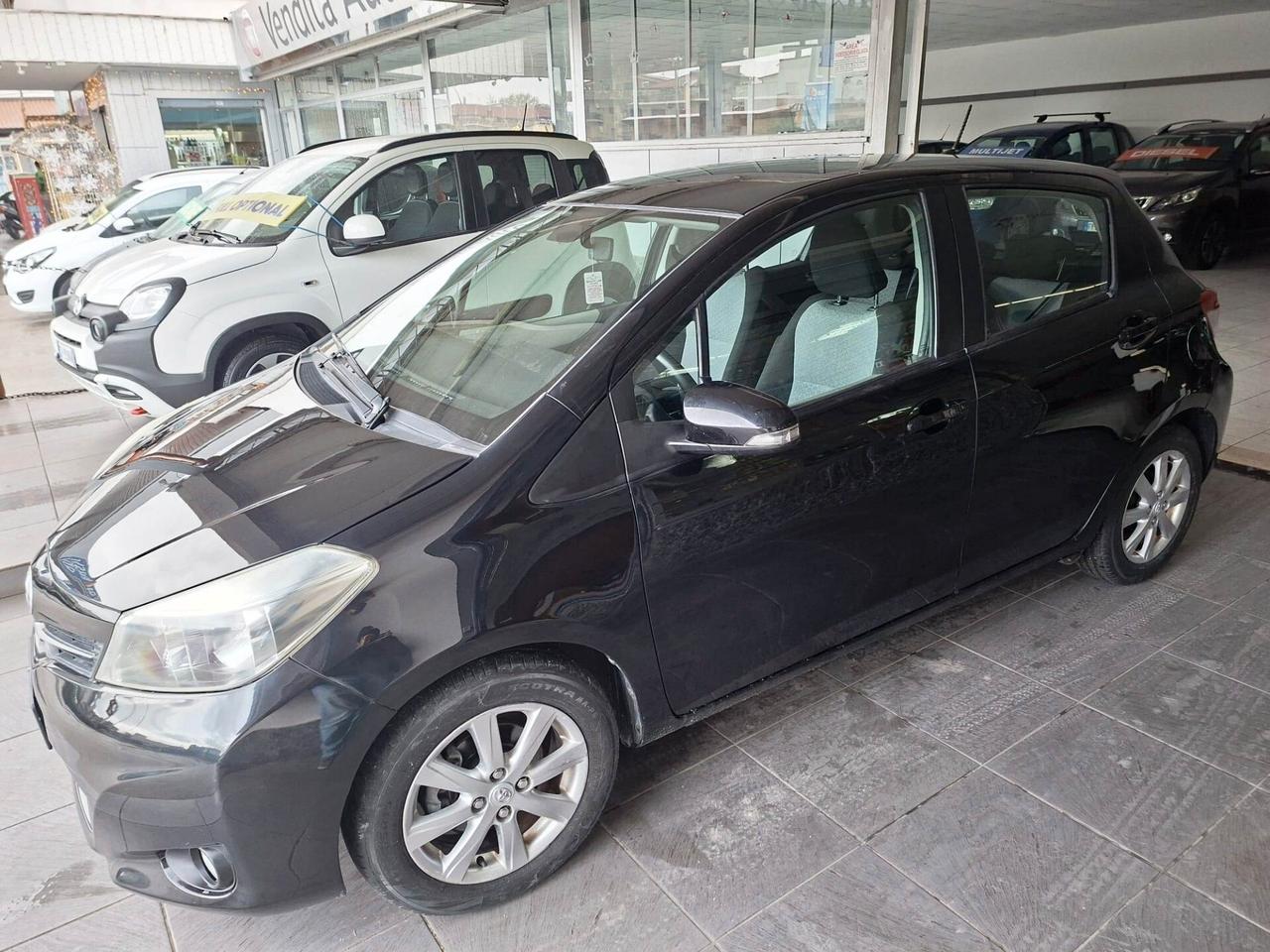 Toyota Yaris UNICO PROPRIETARIO