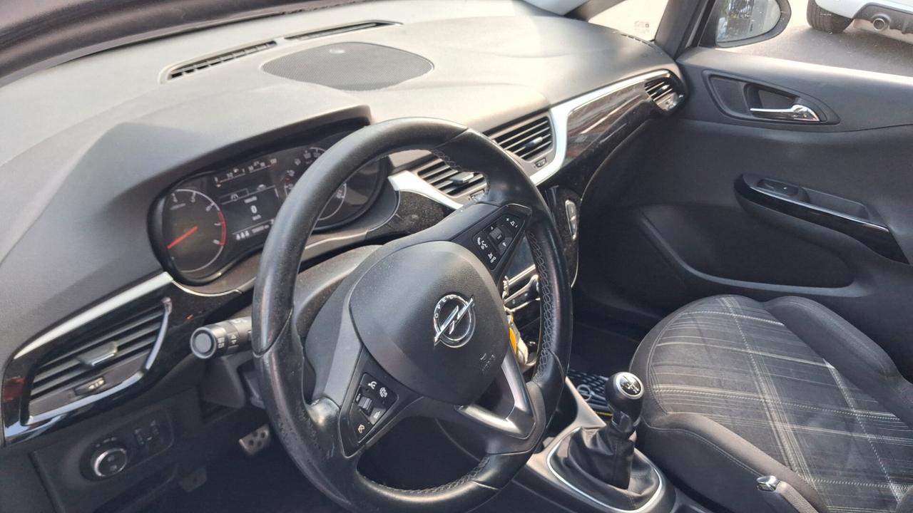 Opel Corsa 1.2 5 porte Innovation GPL